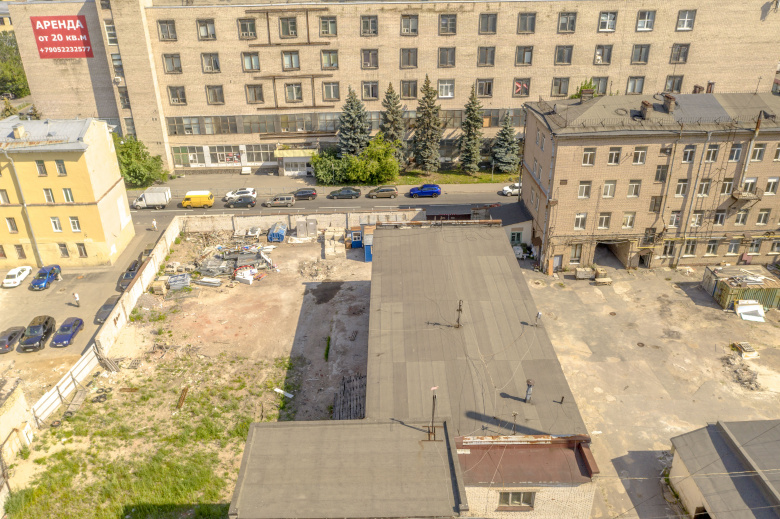 На Курской улице 28/32